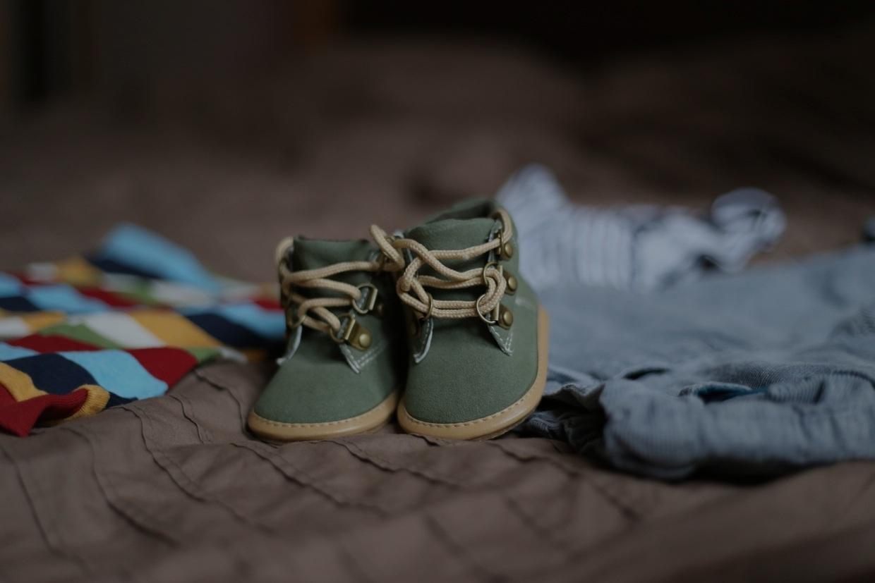 A pair of baby shoes from Mommamakes