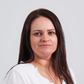 Headshot of Rebecca Nicholson