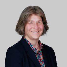 Headshot image of Lucy Armstrong